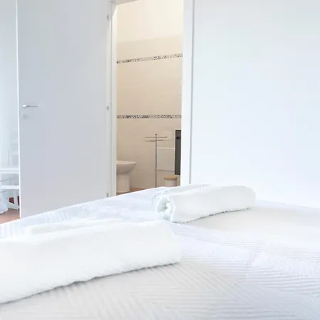 Domo Is Domus * 산타나아레시